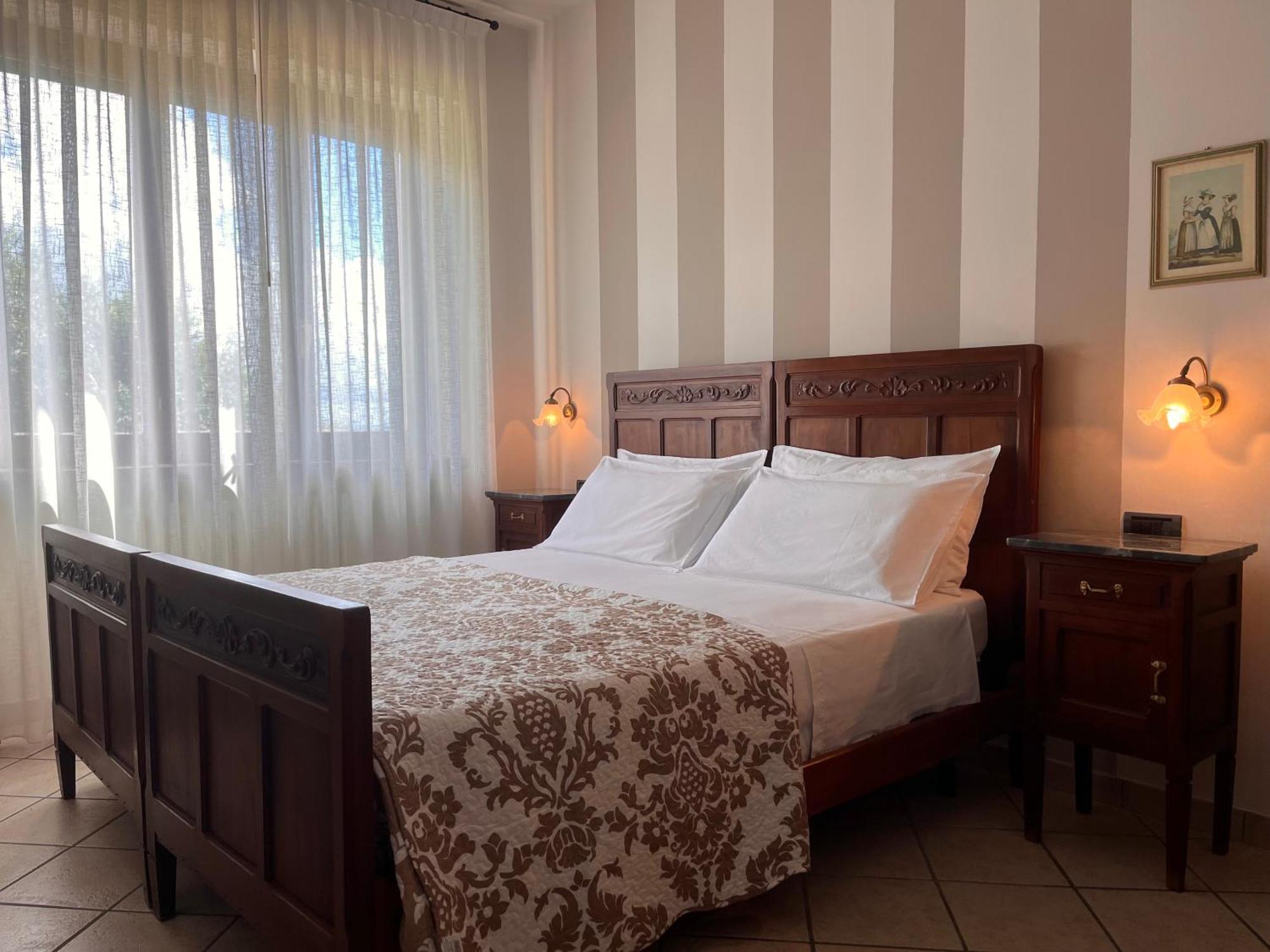 Belvedere Bike Hotel Montà Szoba fotó